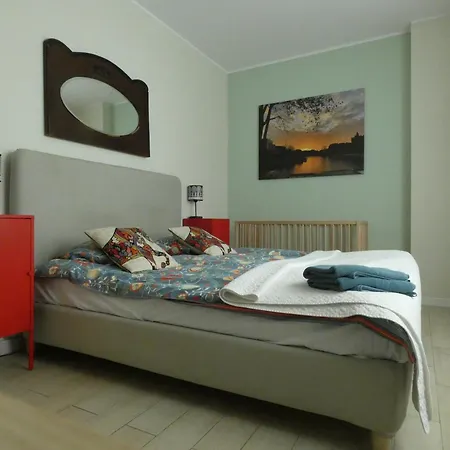 Apartament Folk