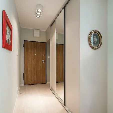 Folk Apartament *